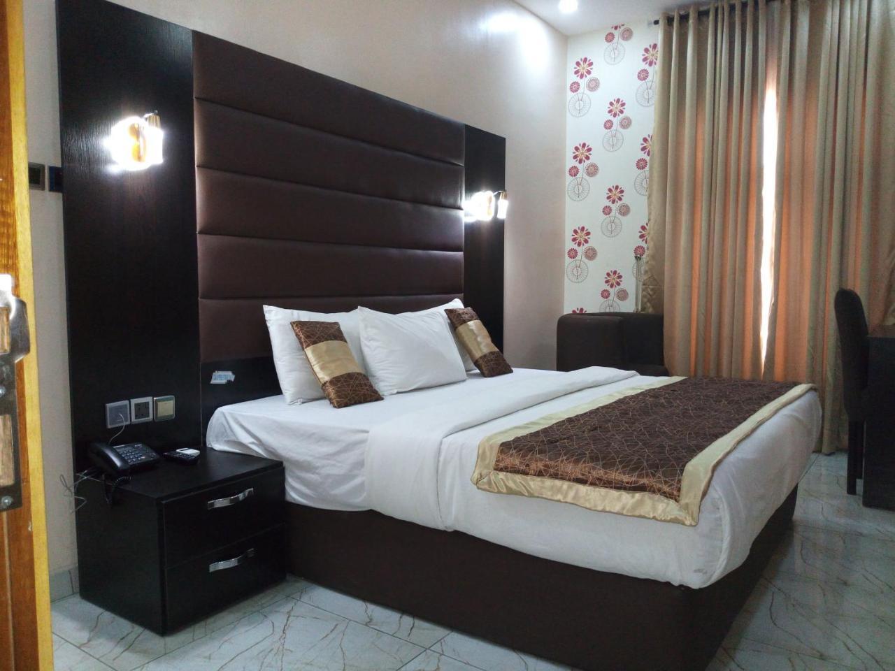 Bana Hotel & Suites Lagos Zewnętrze zdjęcie
