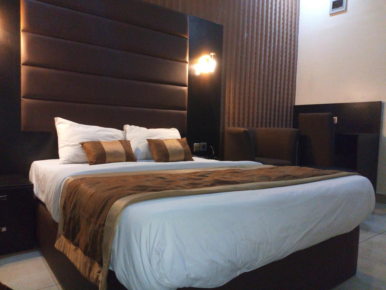 Bana Hotel & Suites Lagos Zewnętrze zdjęcie