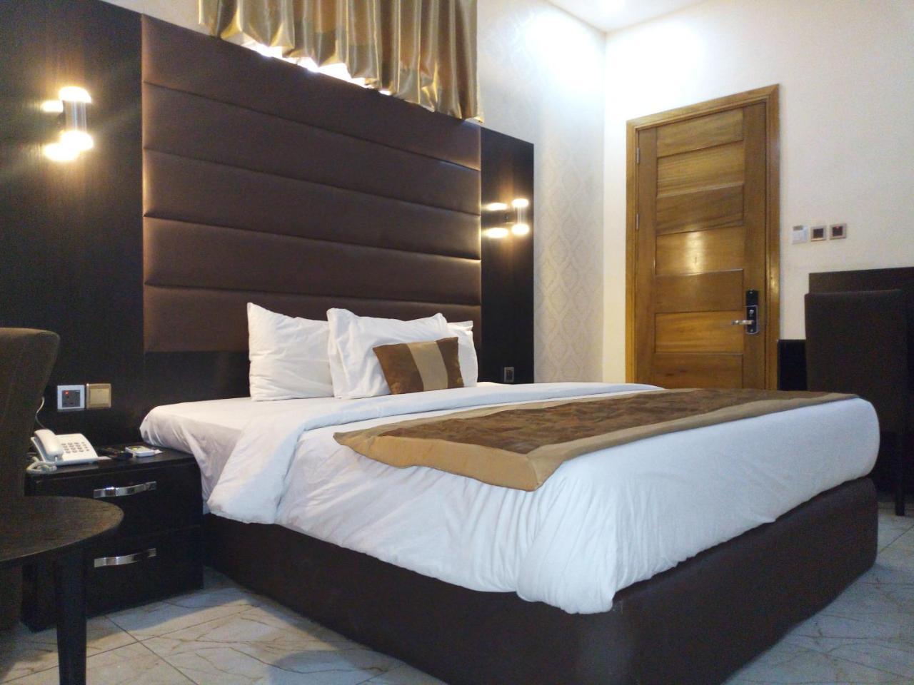 Bana Hotel & Suites Lagos Zewnętrze zdjęcie