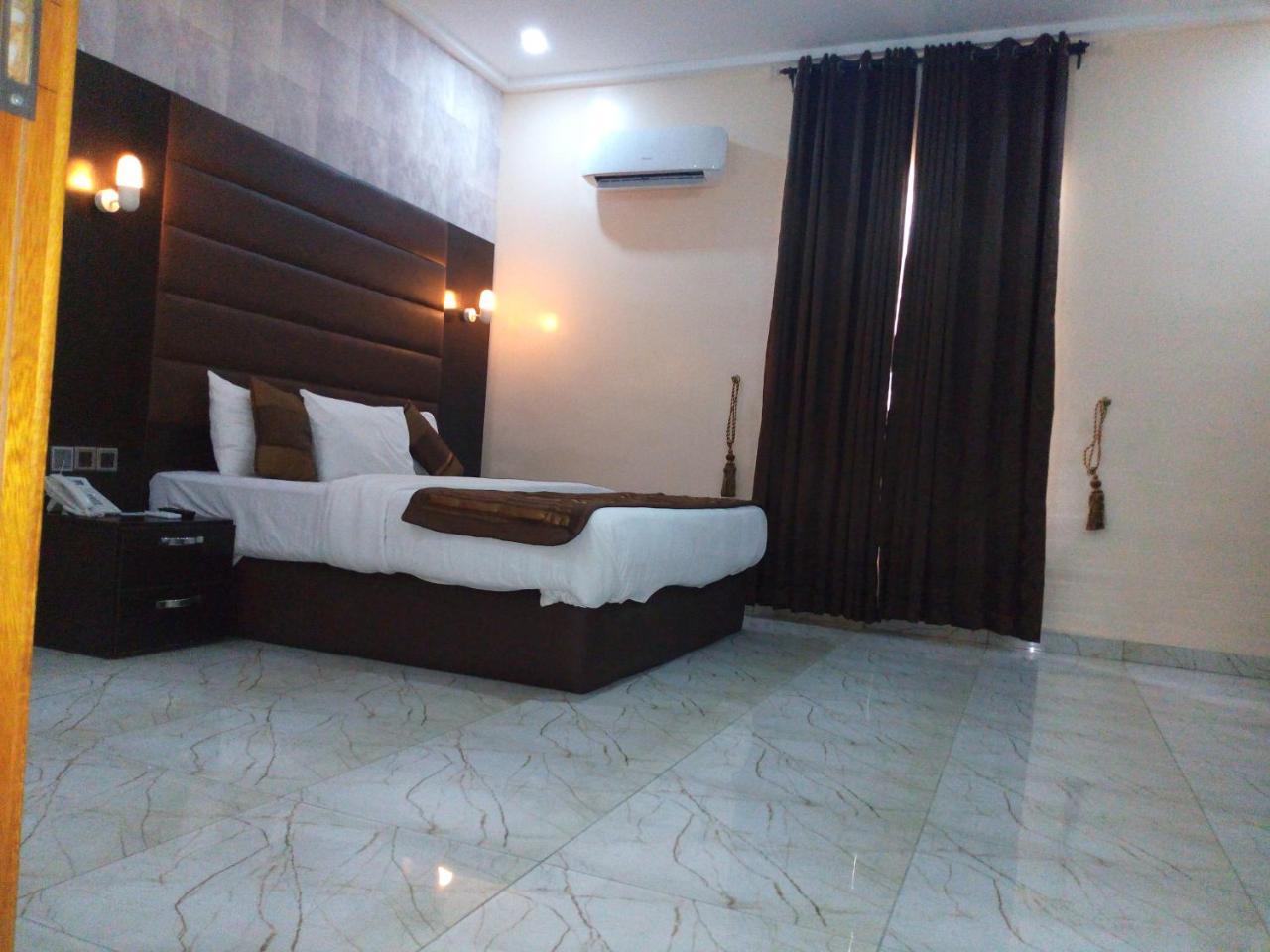 Bana Hotel & Suites Lagos Zewnętrze zdjęcie